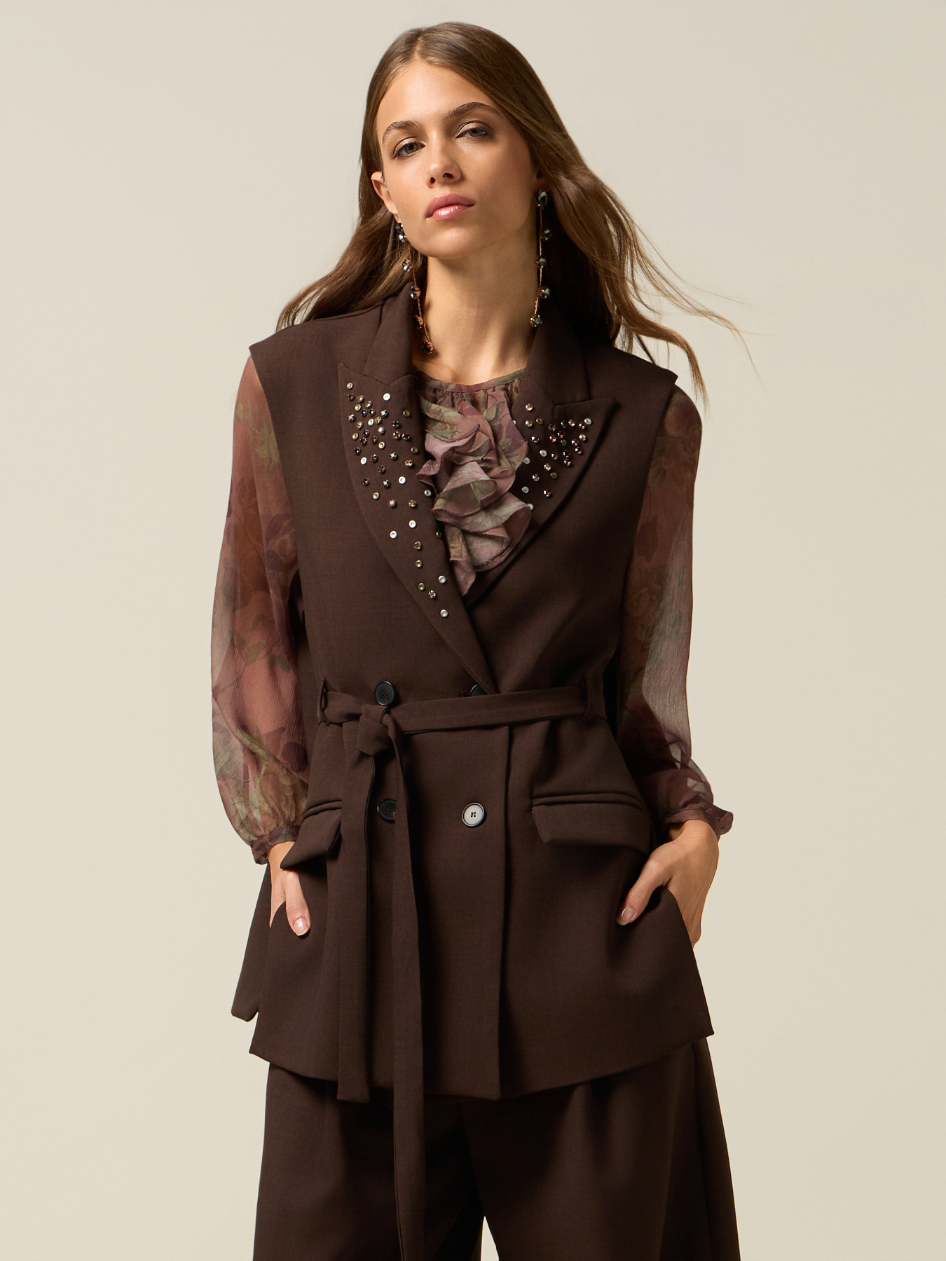 Gilet doppiopetto con borchie e castoni image number 0