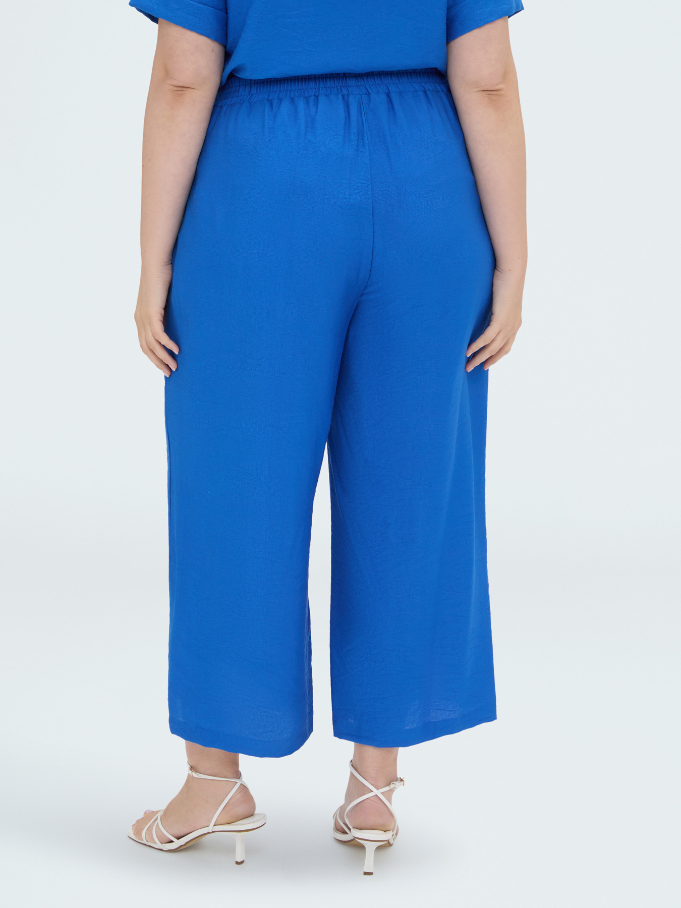 Pantalon court en viscose image number 1