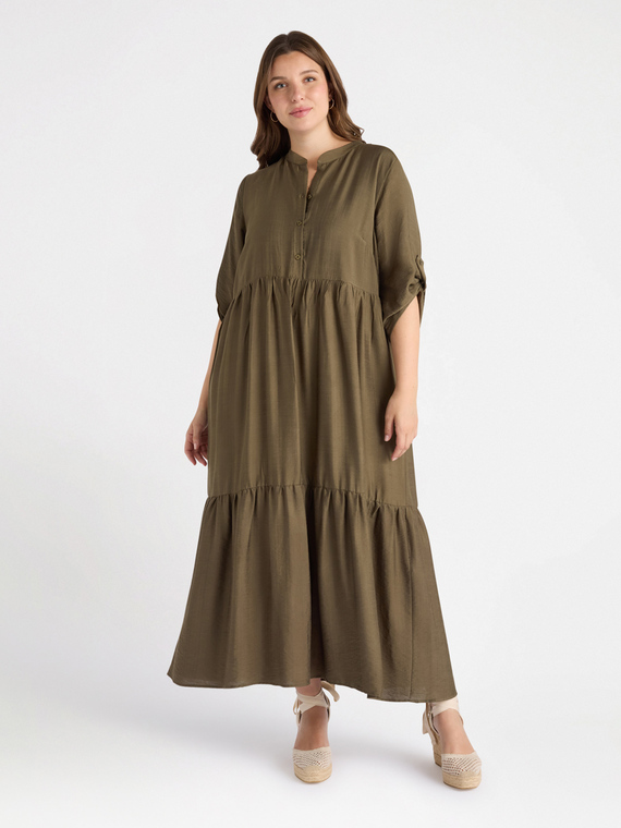 Langes Volantkleid