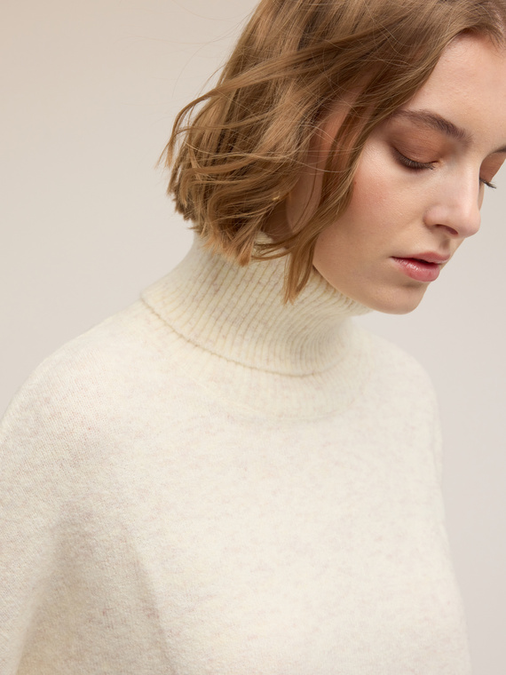 Pull col roul&eacute; oversize