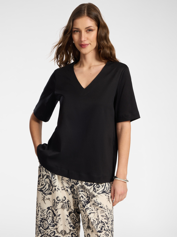 V-neck cotton T-shirt
