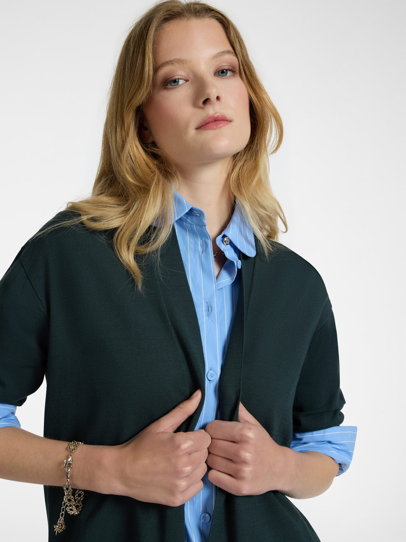 Cardigan longo aberto na frente image number 3