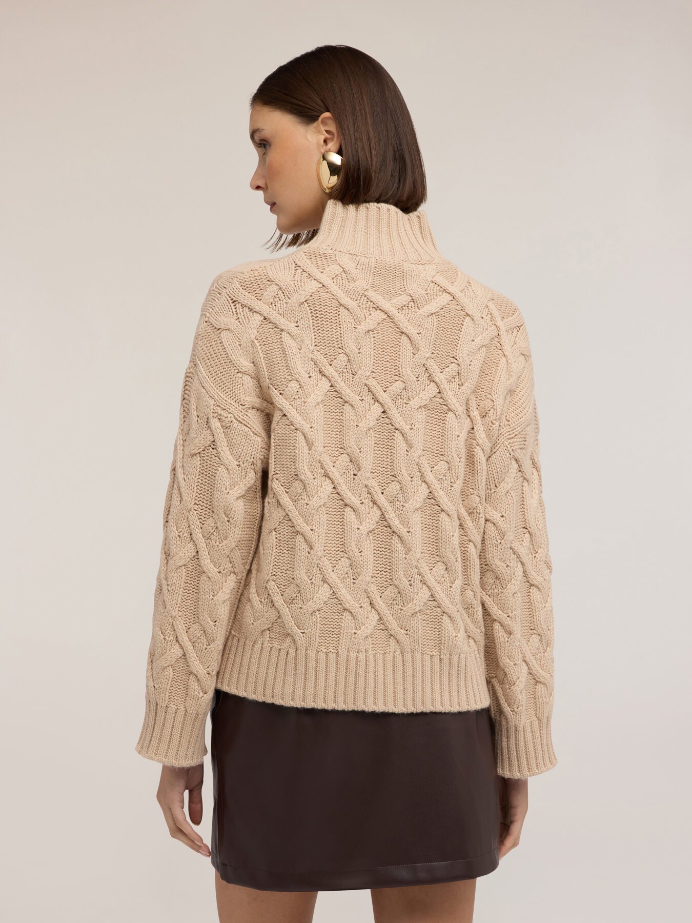 Cable-knit turtleneck sweater in wool blend image number 1