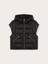 Sleeveless down jacket image number 4