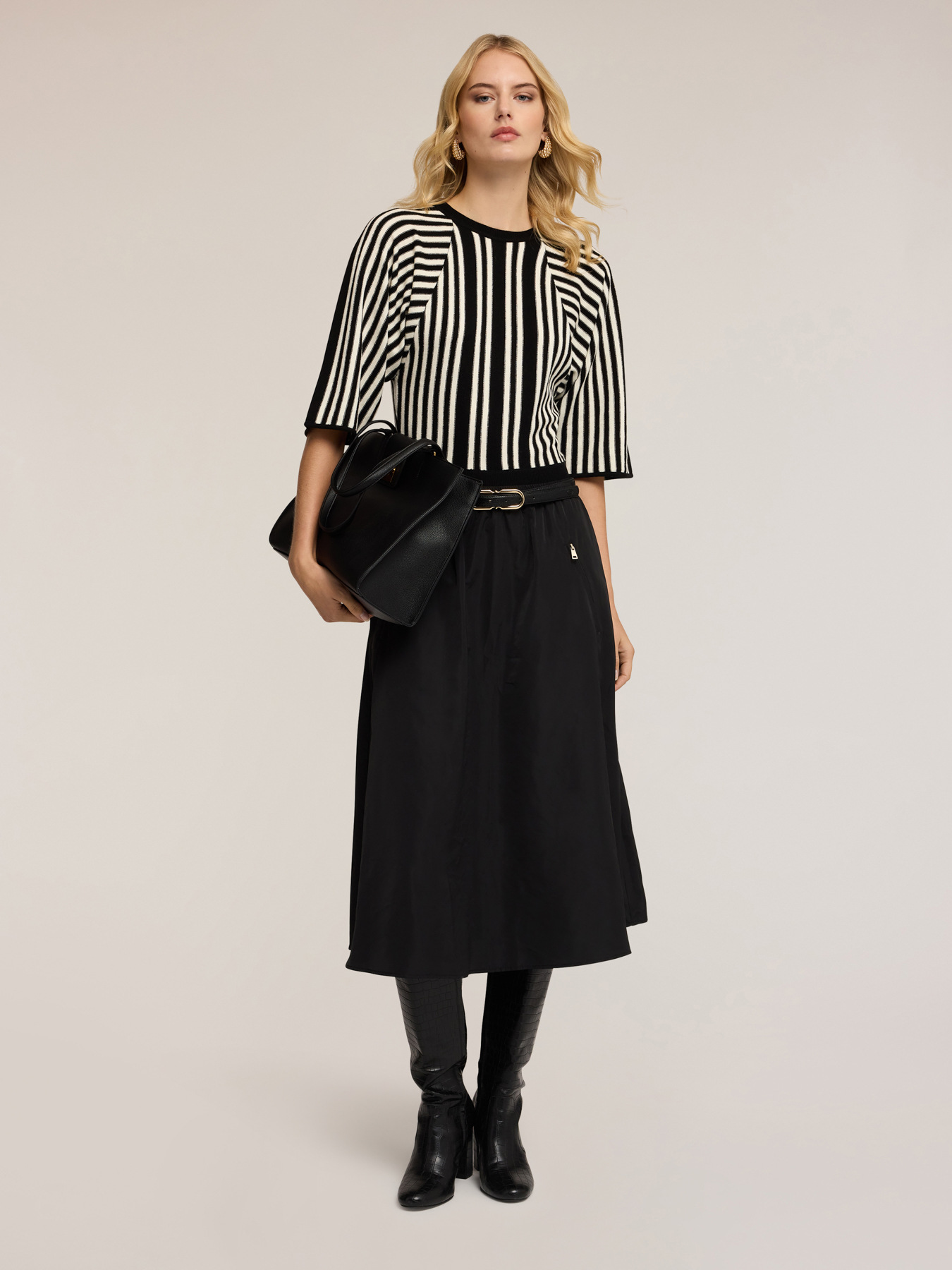 Gonna svasata in taffetà image number 0