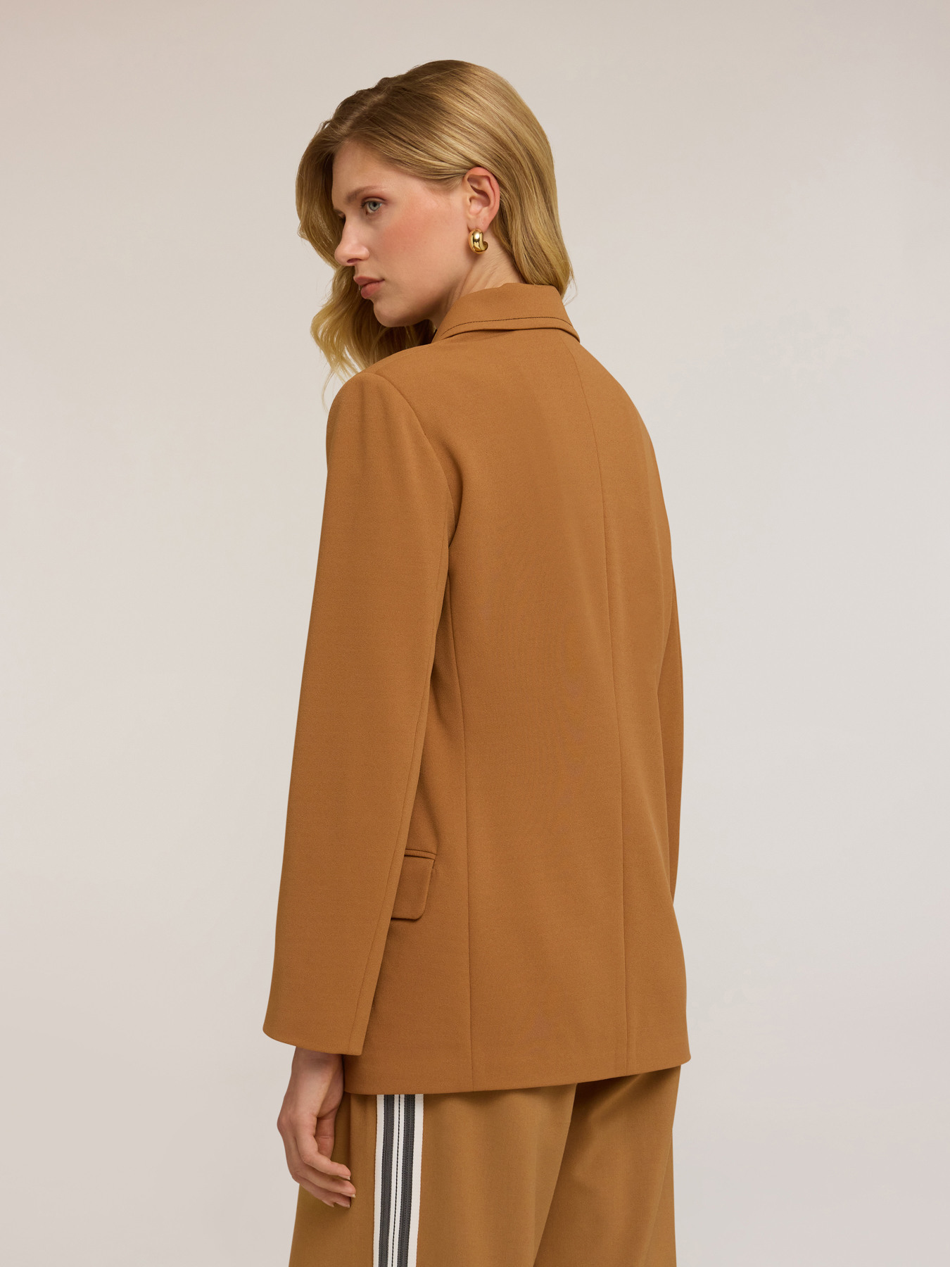 Veste à simple boutonnage avec surpiqûres contrastées image number 1