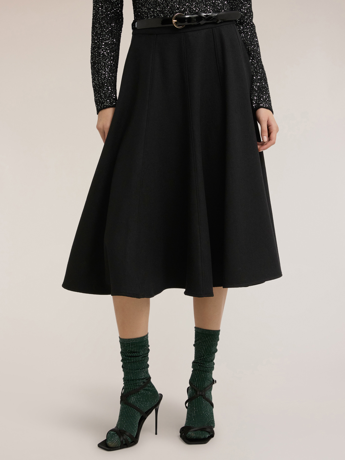 Midi cloth skirt image number 2