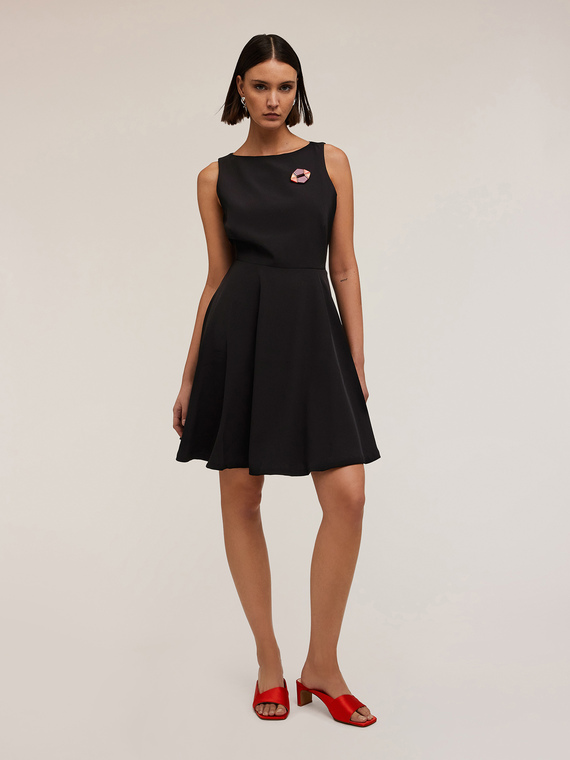 Vestido mini de crepé
