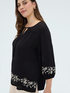 Bluse mit Blumenstickereien image number 3