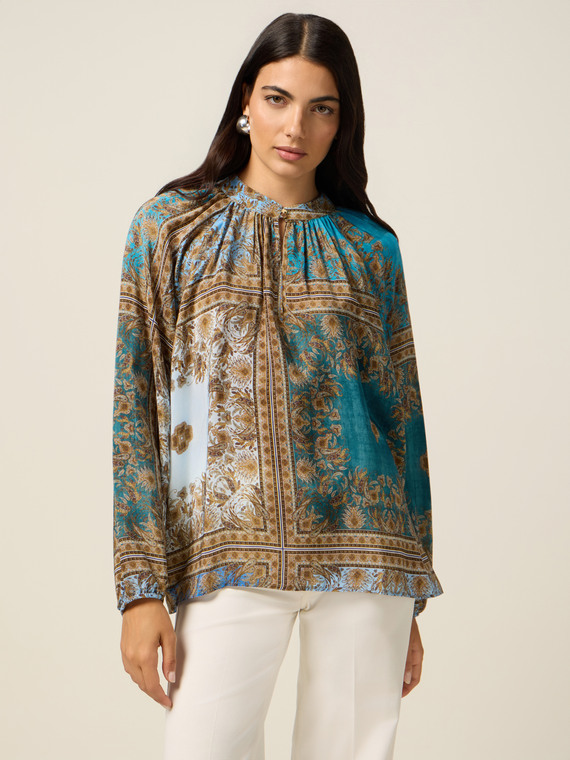 Blusa in viscosa fantasia