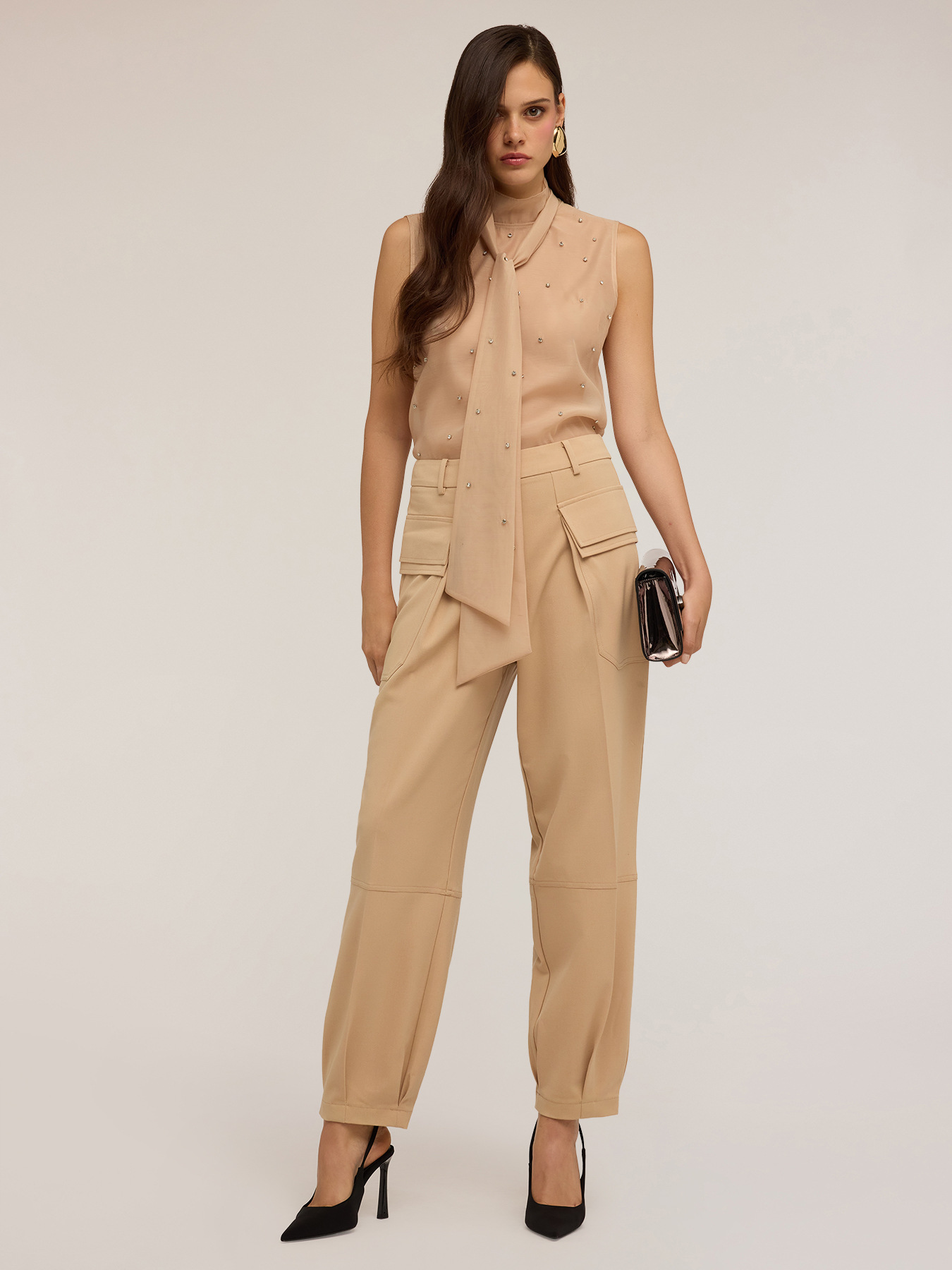 Top in organza con ricamo di strass image number 2