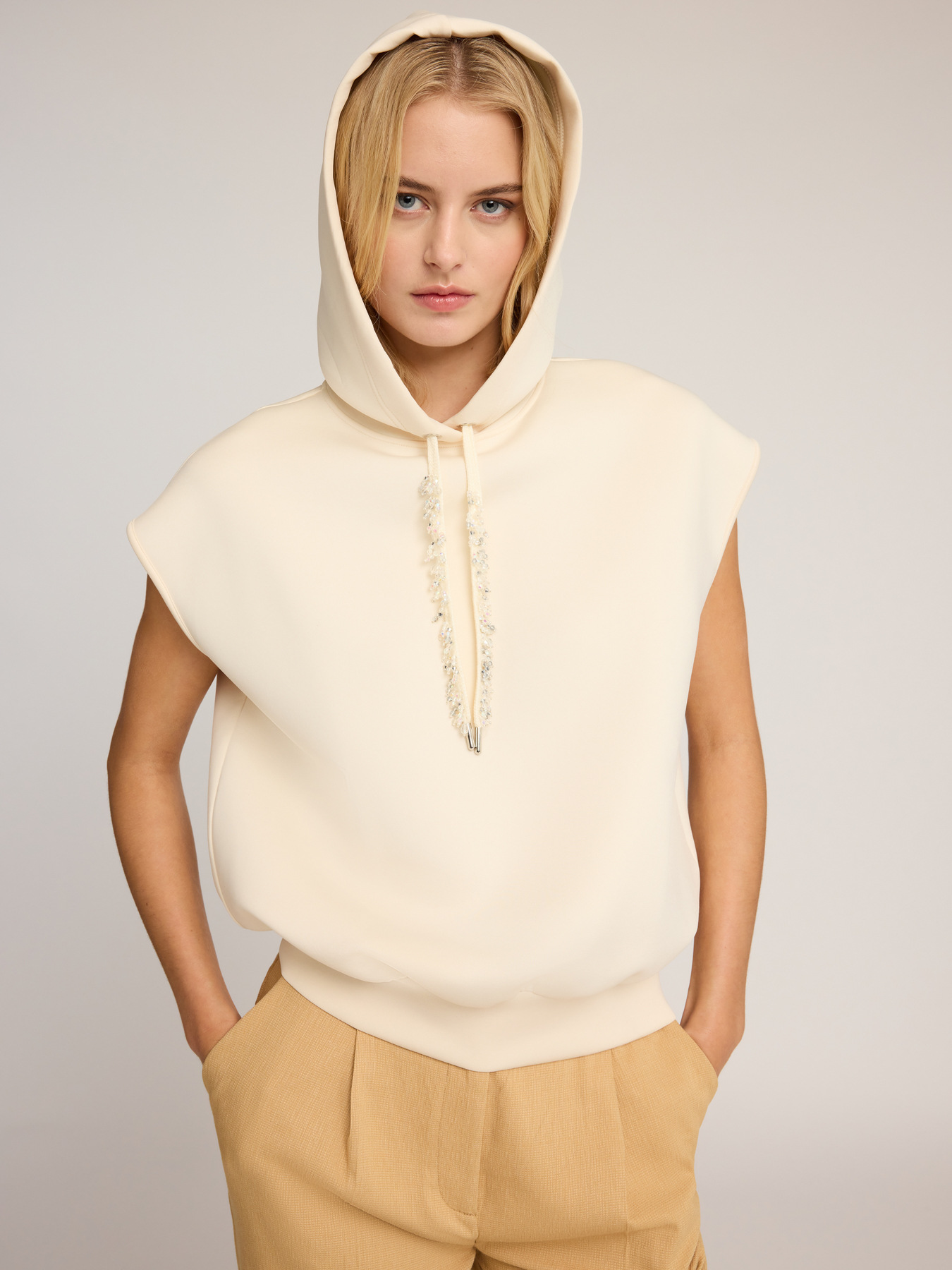 Sleeveless hoodie with jewel drawstring image number 1