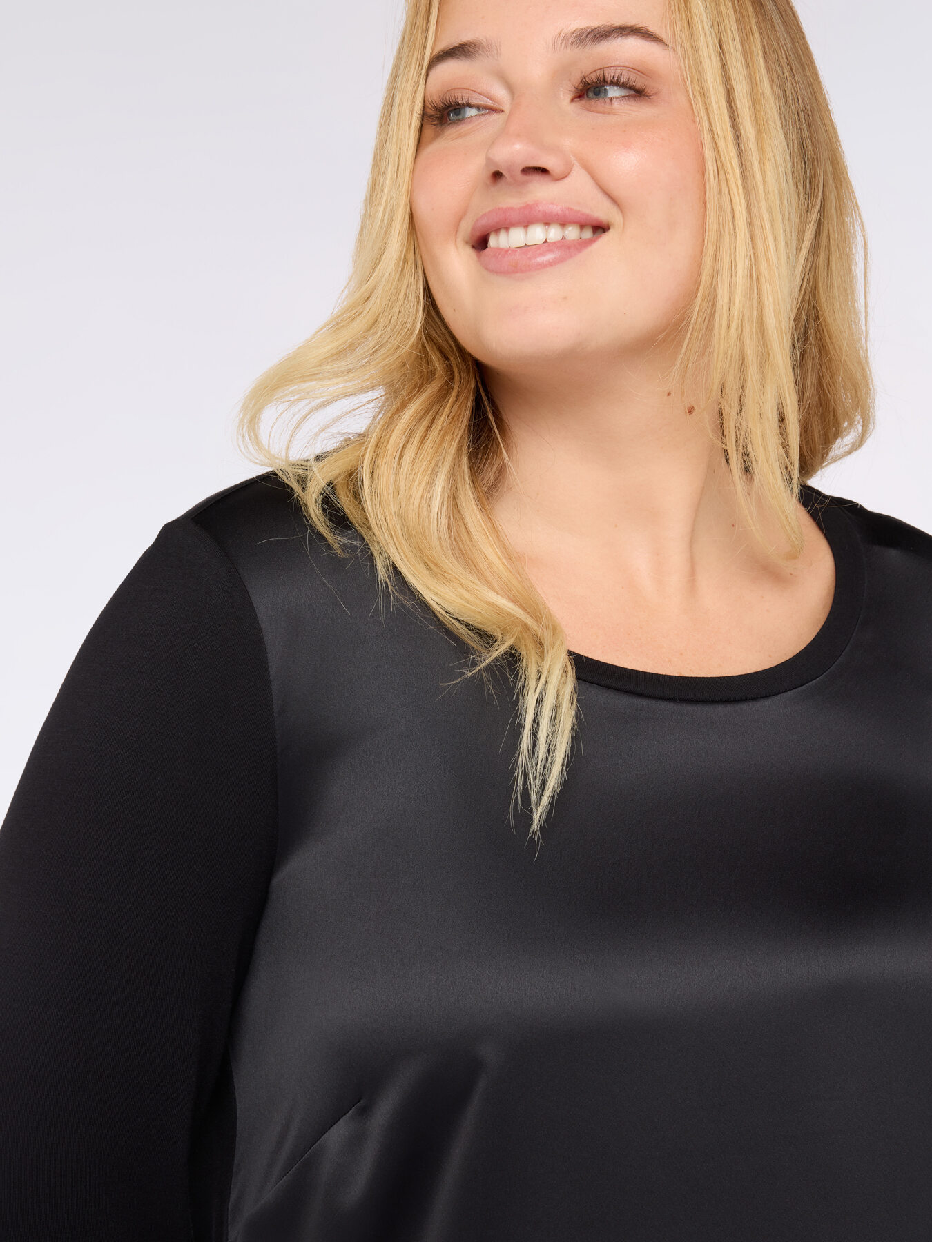 Two-material T-shirt with three-quarter sleeves in satin and jersey image number 3