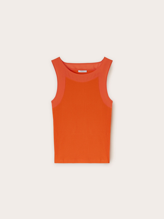 Top with Georgette trims