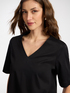 T-shirt in cotone scollo a V image number 2