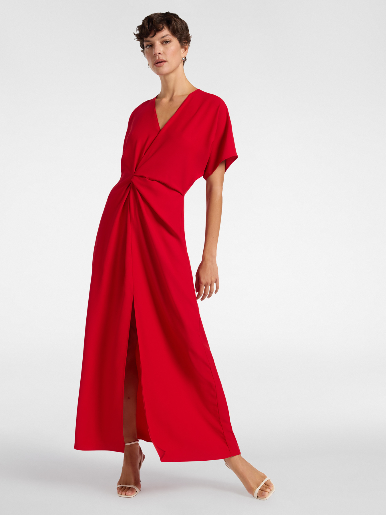 Long dress with central knot image number 2