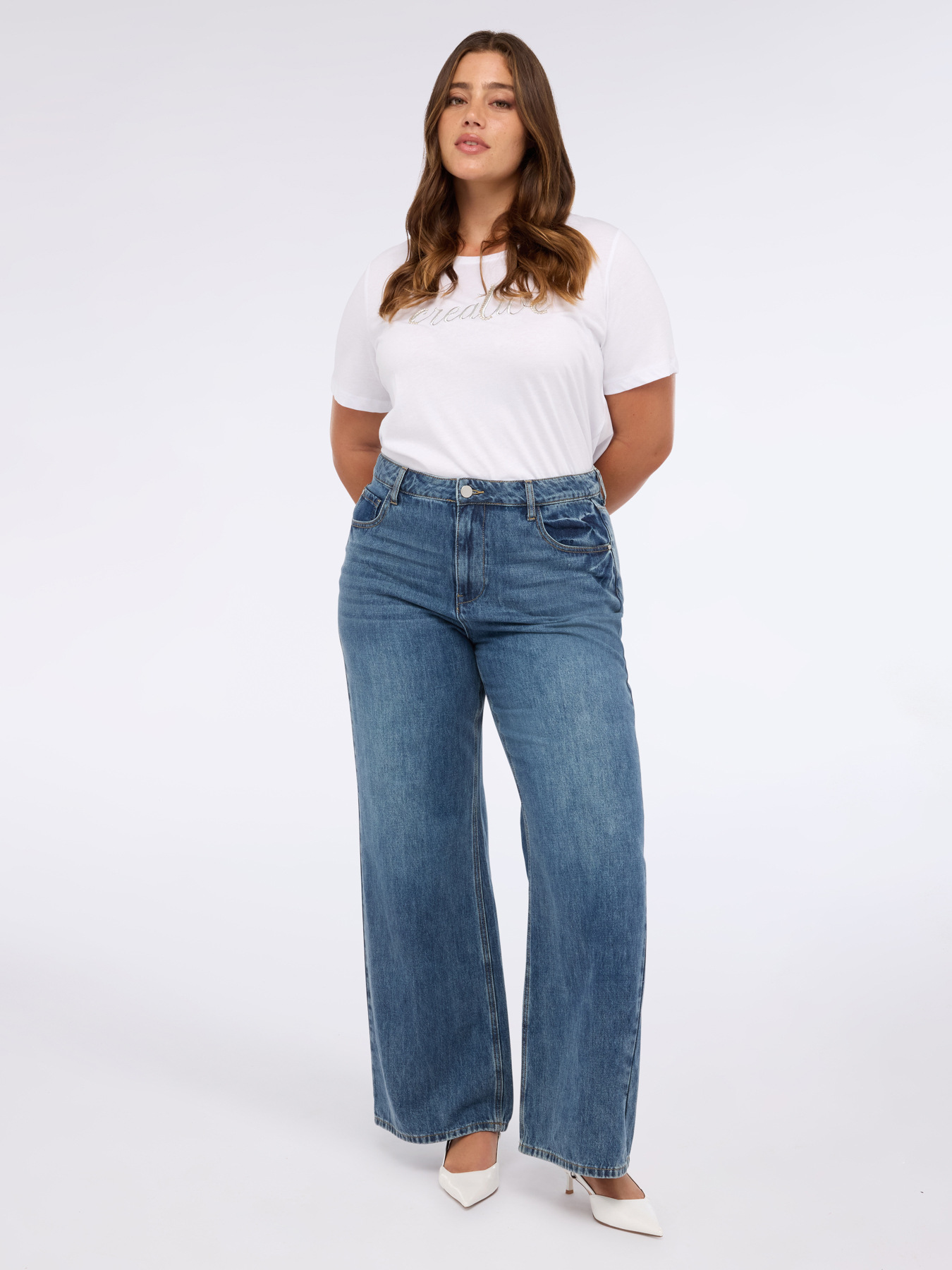 Camiseta de punto jersey con inscripci&oacute;n bordada image number 2