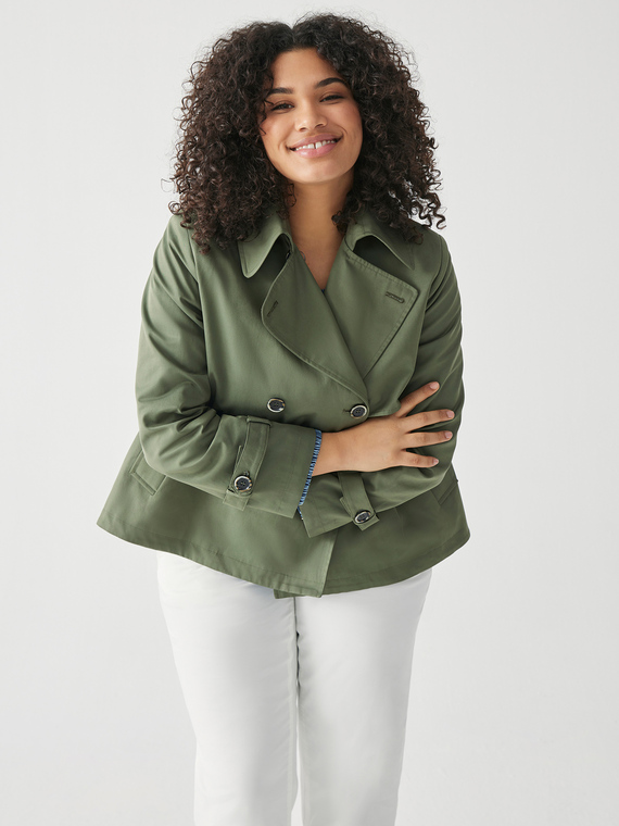 Short trench coat