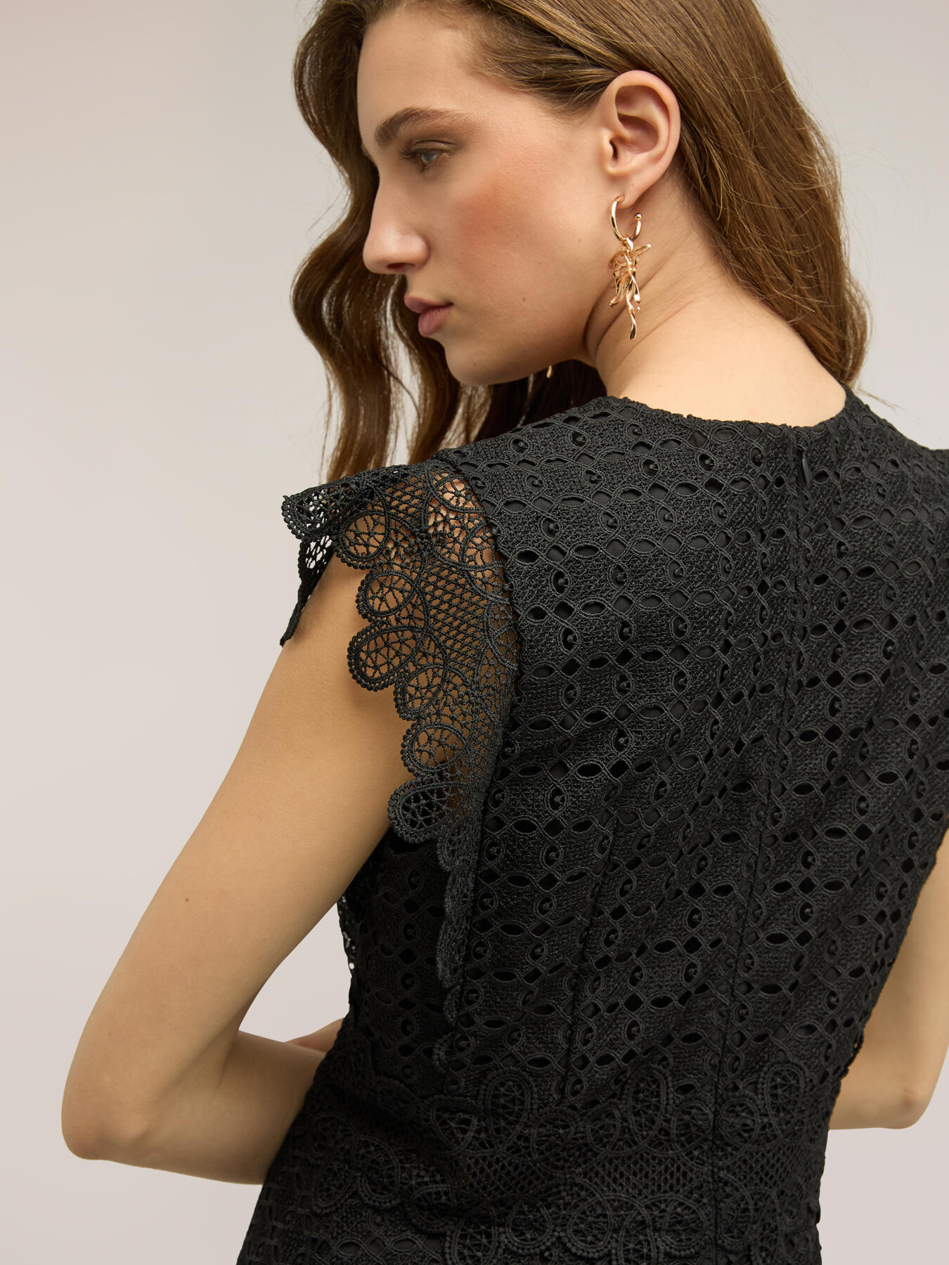 Flare dress in broderie anglaise with lace image number 3
