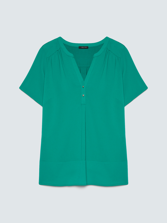 T-shirt in misto lyocell con bottoncini