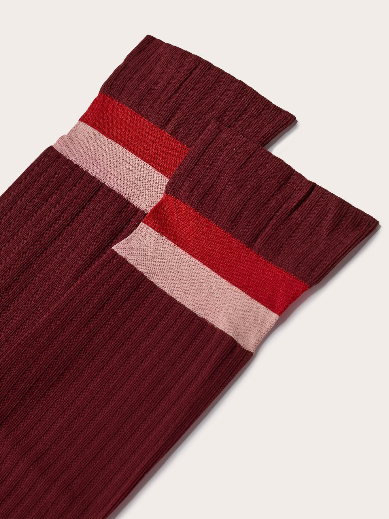 Chaussettes courtes voil&eacute;es avec bord &agrave; rayures image number 3