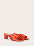 Mules en satin image number 2
