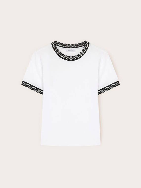 Tricou cu margini tricotate