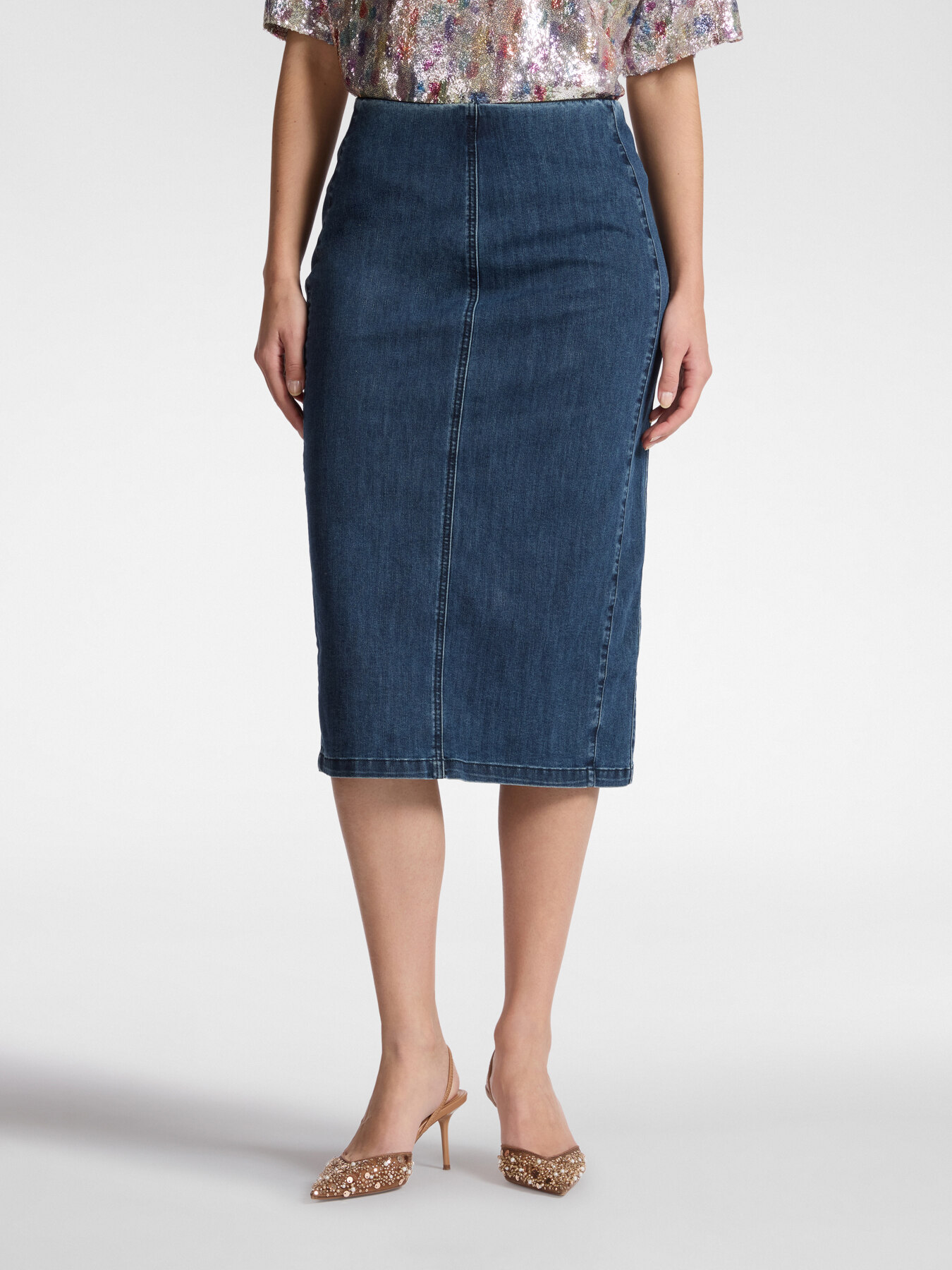 Gonna midi in denim image number 2