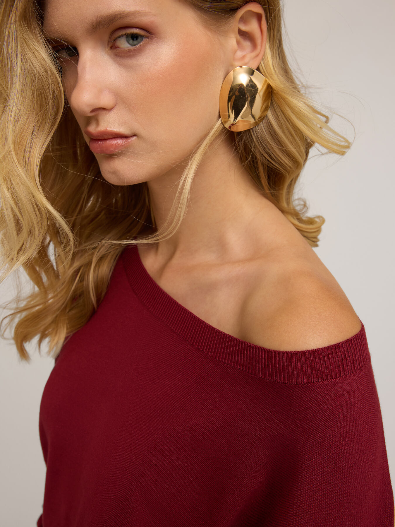 Oversized viscose sweater image number 2