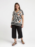 T-shirt with an ethnic print image number 2