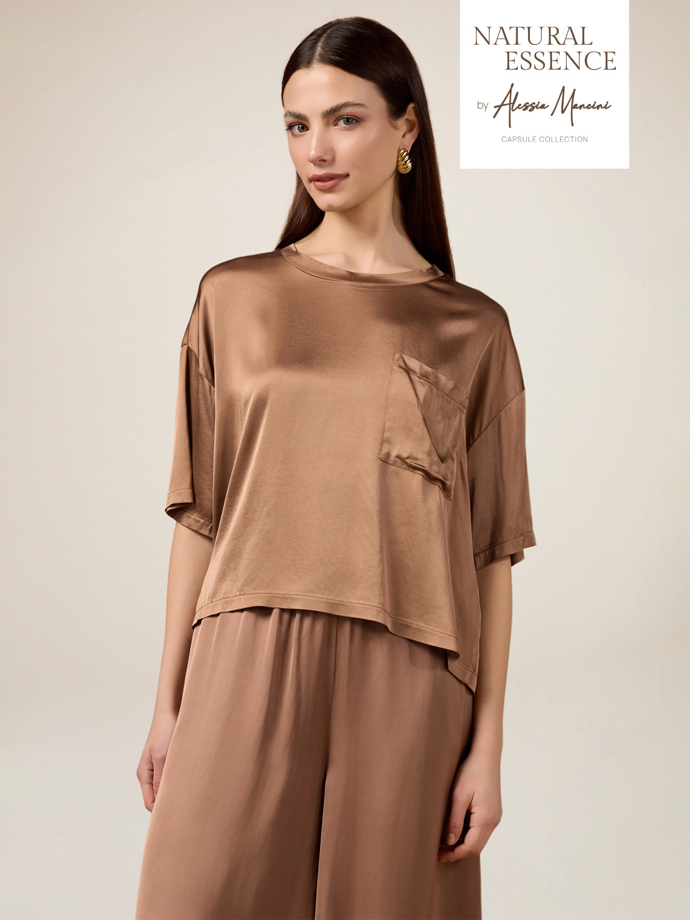 Blusa in raso con taschino image number 0