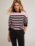 Pullover in maglia a righe image number 0