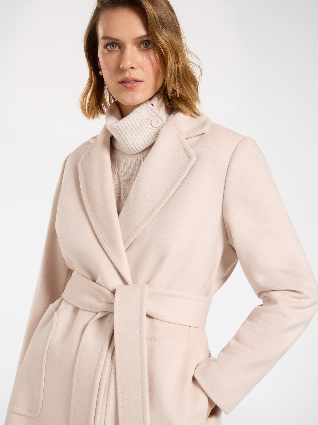 Wool coat image number 3