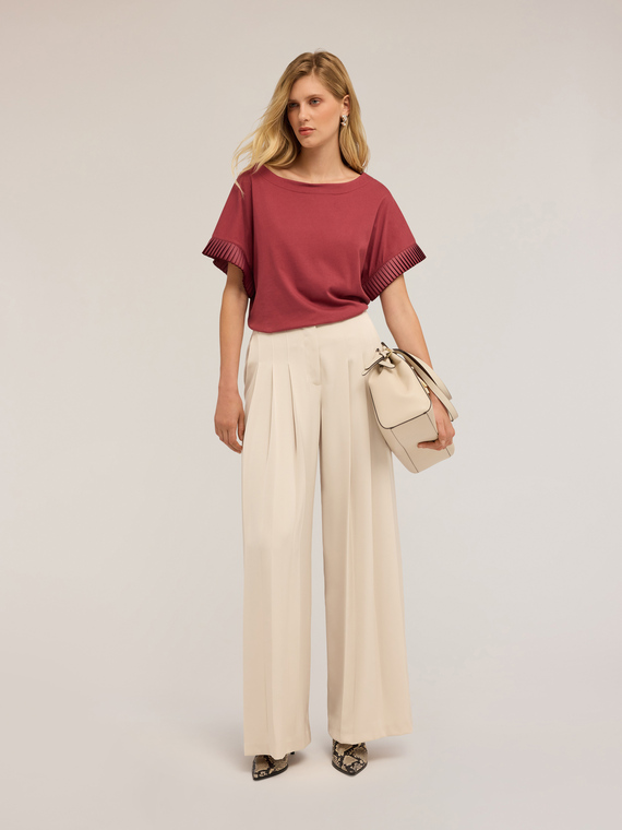 T-shirt with pleated sleeves