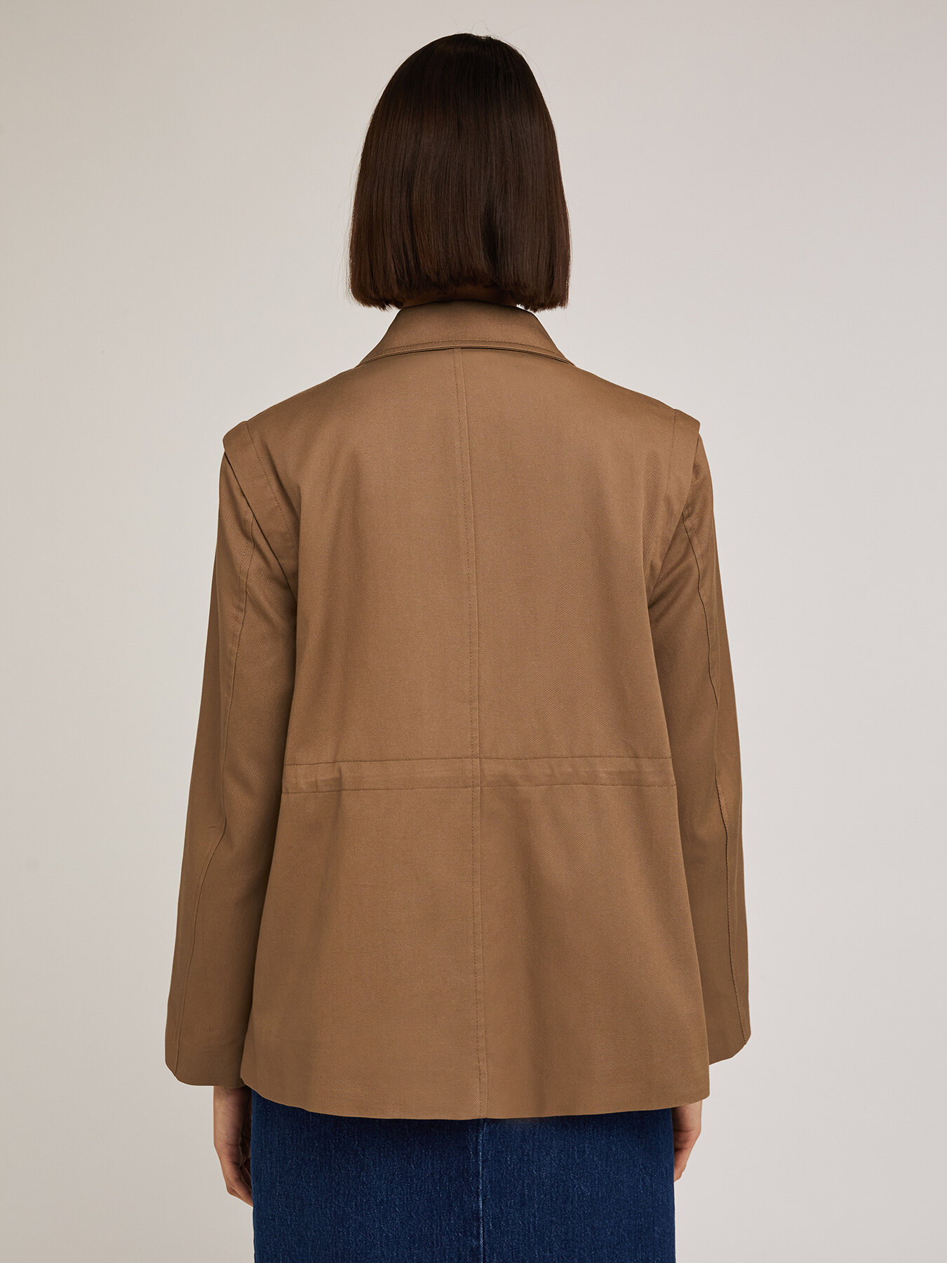 Lyocell blend parka with removable sleeves image number 1