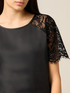Blusa de raso con partes de encaje image number 2