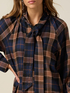 Blusa check con fiocco image number 2