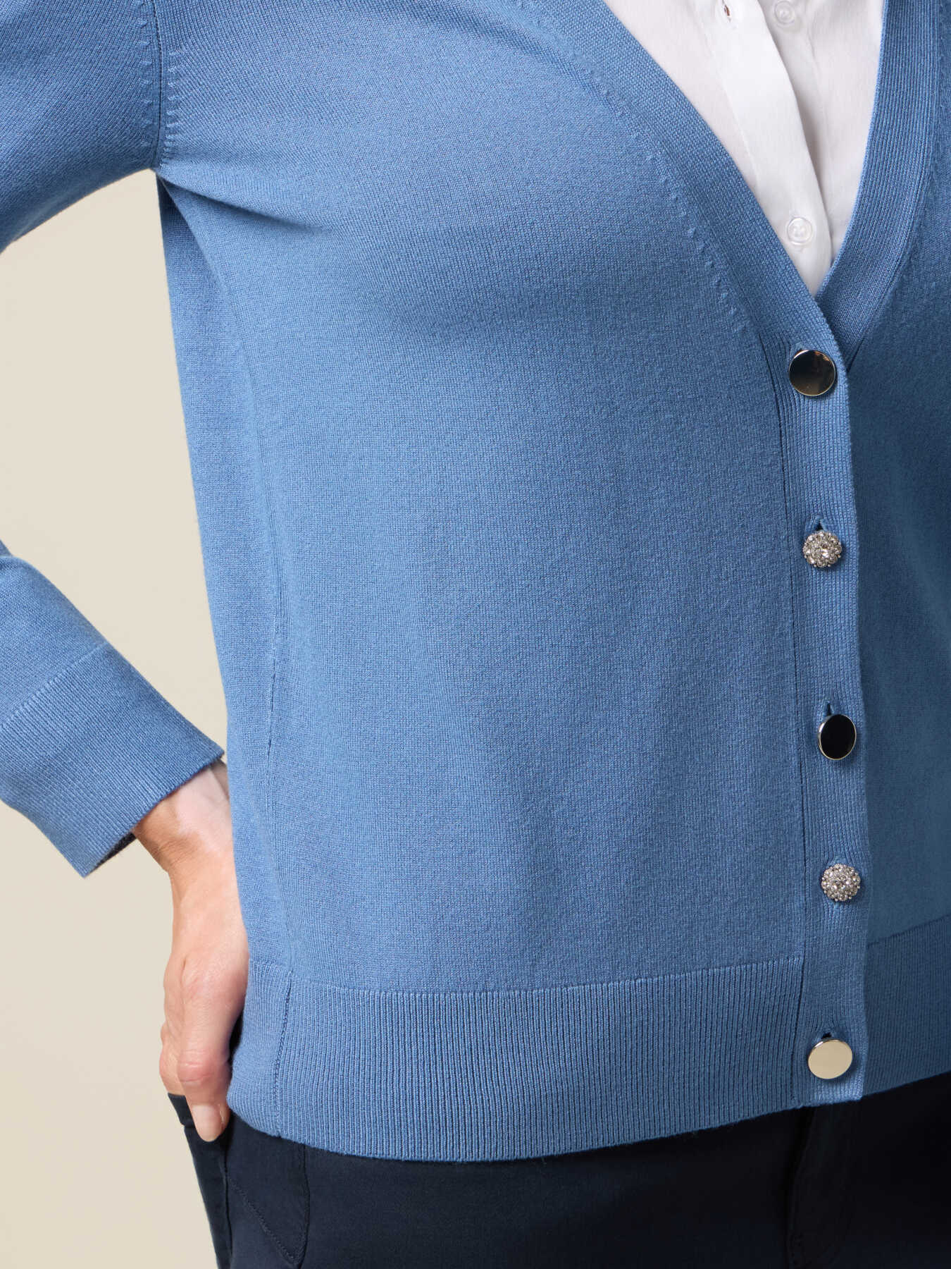 V-Ausschnitt-Cardigan aus Viskosemischung image number 2