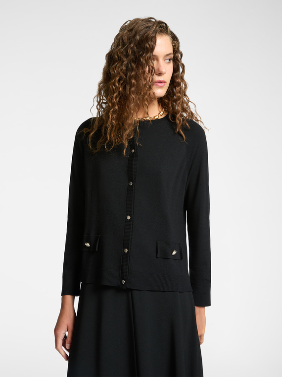 Buttoned cardigan