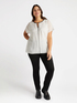 Bluse mit schwarzen Bündchen und Cut-Out-Detail image number 3
