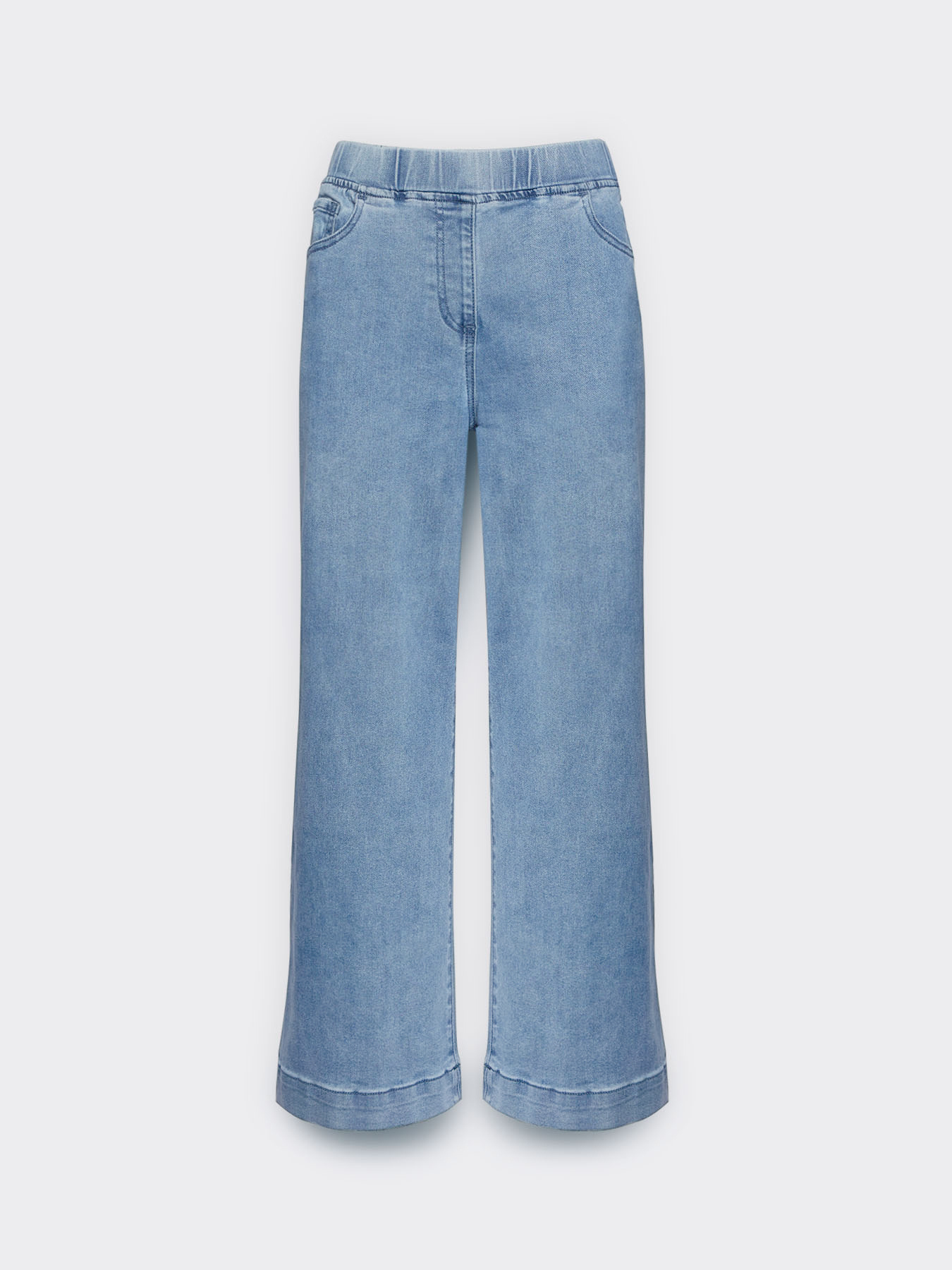 Wide-leg pull-on jeans image number 4