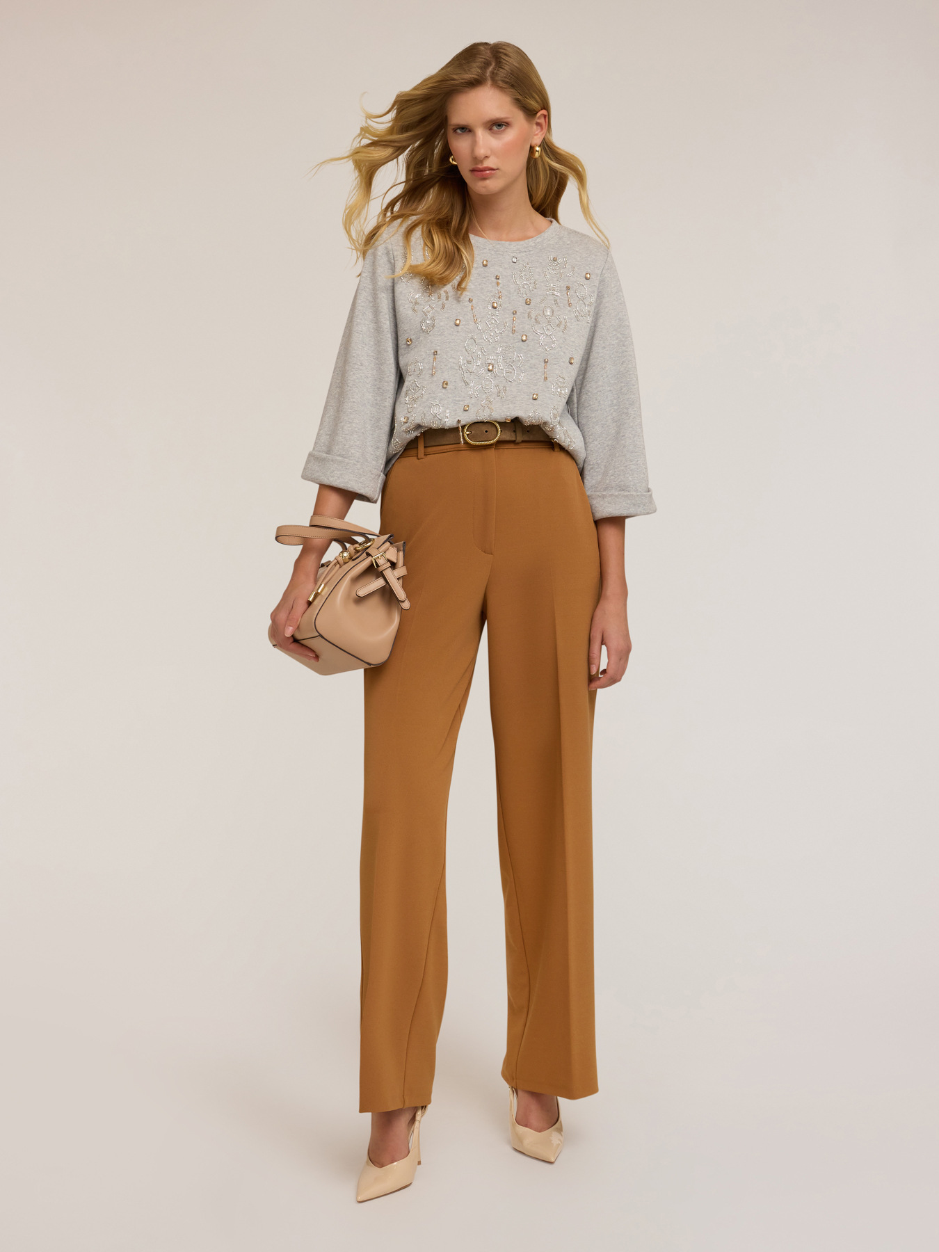 Trousers with stitching image number 0