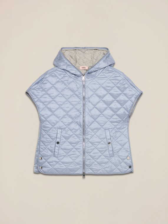 Quilted cape with jersey lining