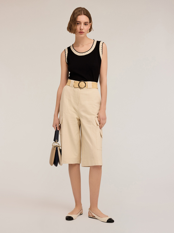 Top avec bords en tricot