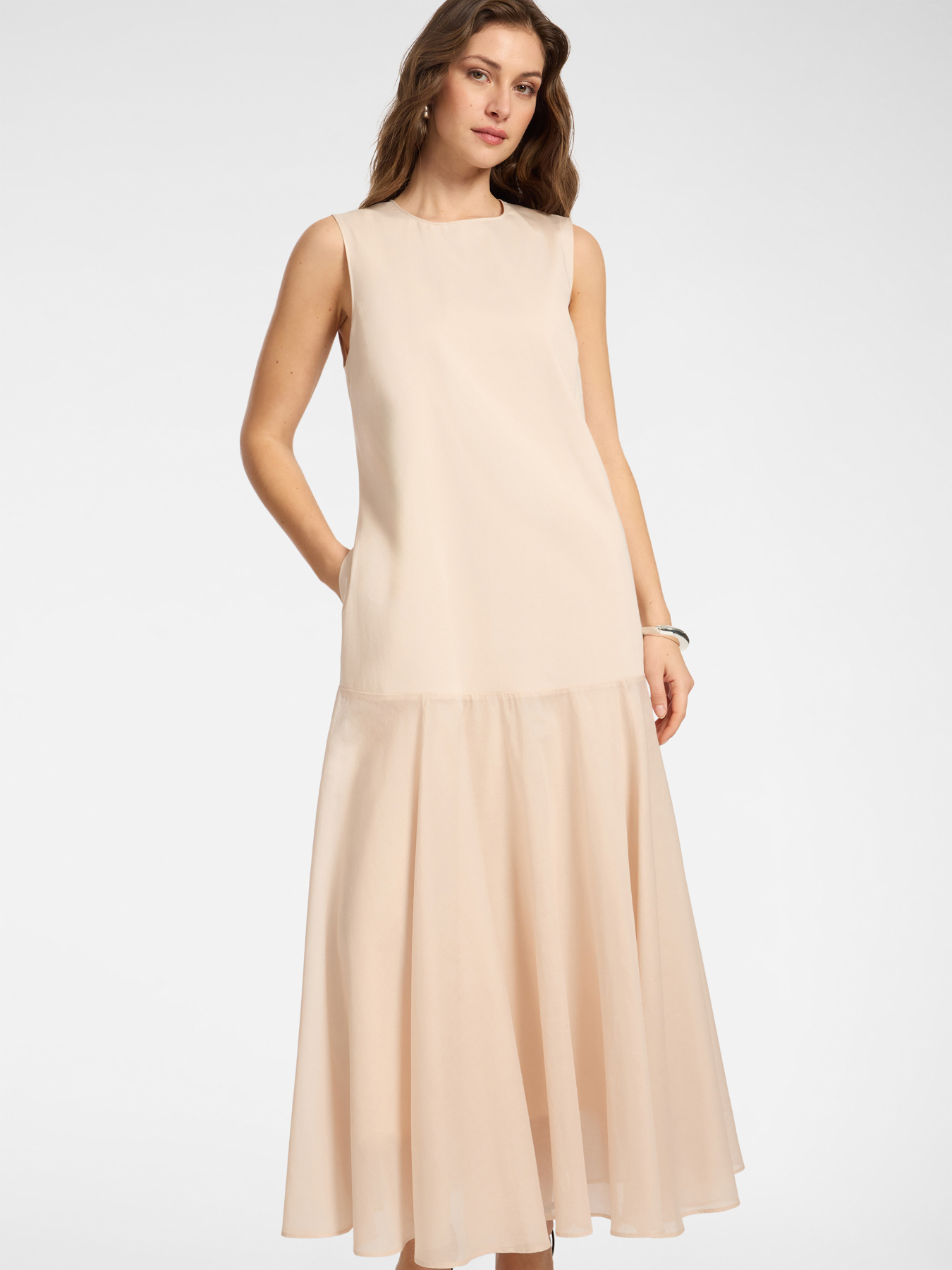 Long dress image number 2