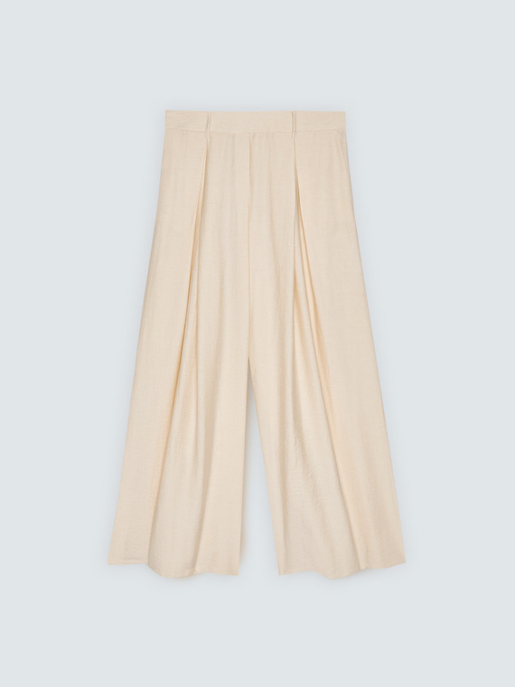 Wide-leg trousers with pleats