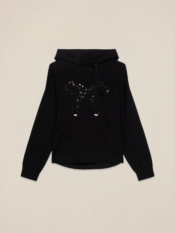 Hoodie with sequins