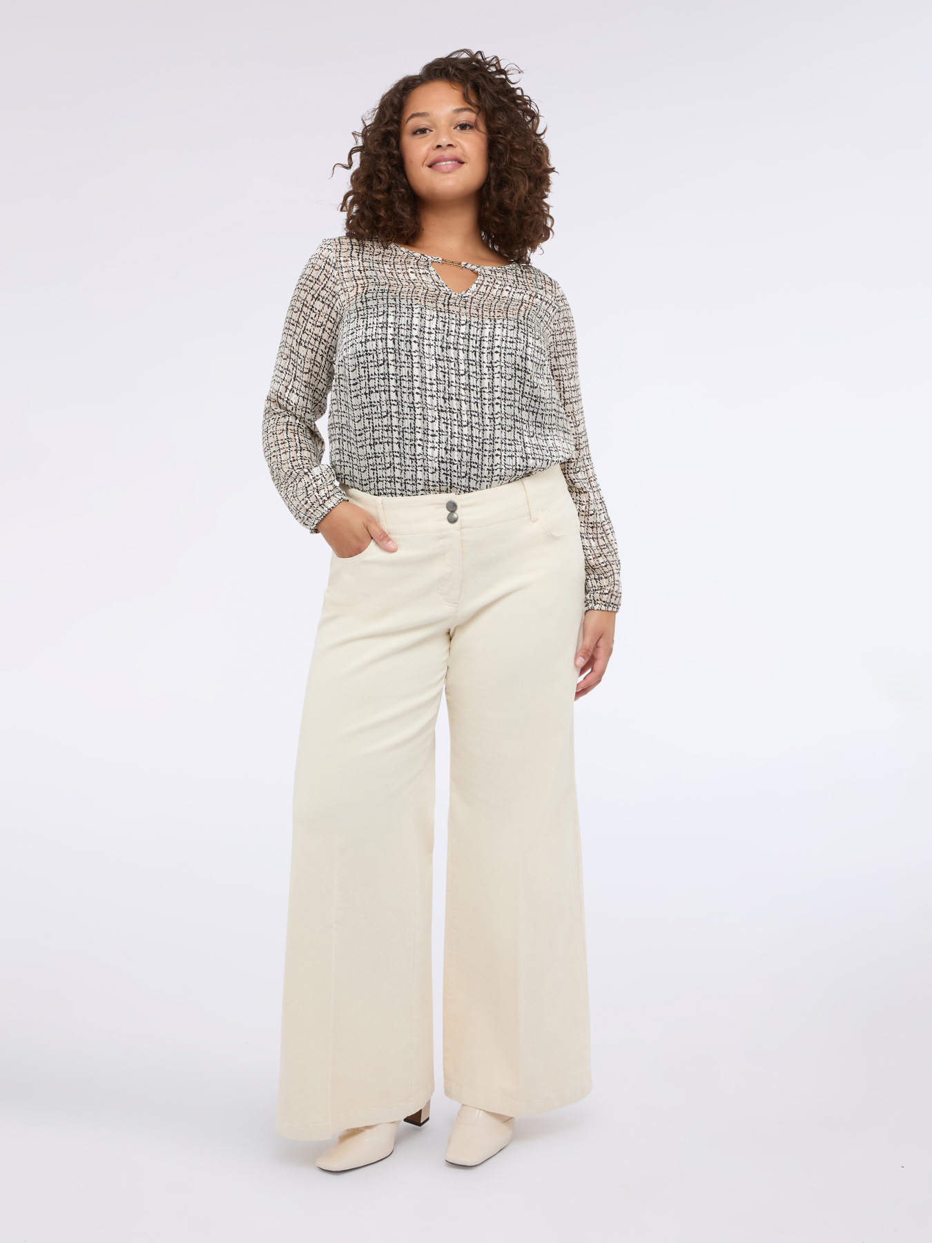 Printed blouse with cut-out detail image number 3