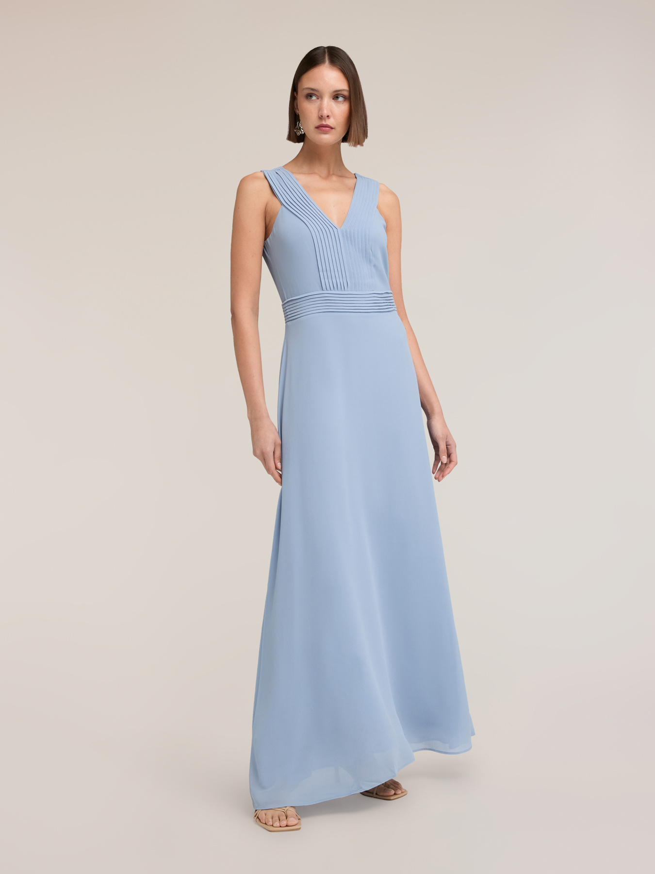 Long dress in georgette image number 2