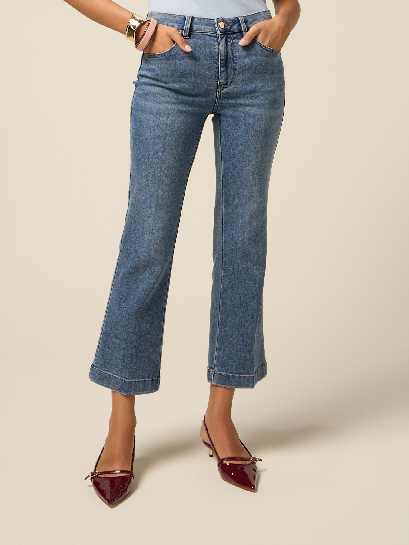 Jeans flare stone washed image number 3